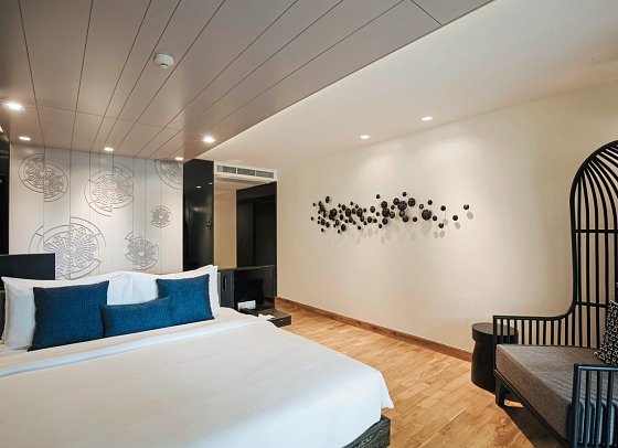 CROSS Chiang Mai Riverside - Wohnbeispiel Pool Suite (Zimmercodierung WBR)