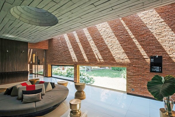 CROSS Chiang Mai Riverside