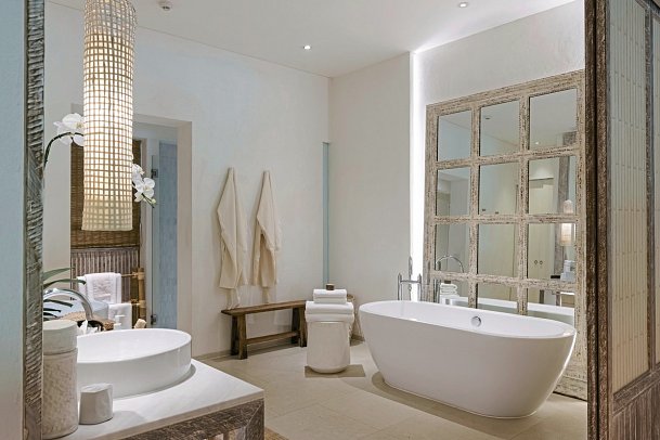 Raya Heritage - Badbeispiel Huen Bon Suite (Zimmercodierung WB2)