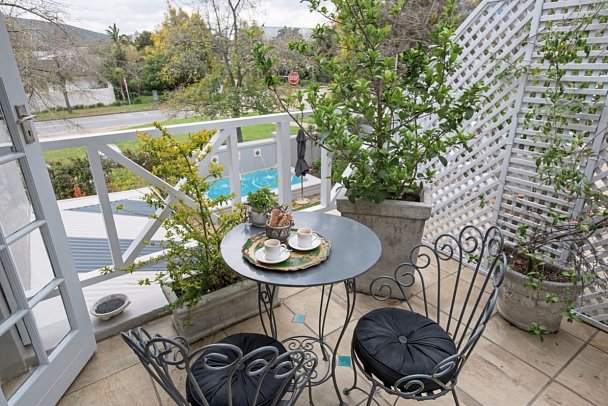 Baruch Guest Houses Stellenbosch - Beispiel Balkon Rhodes (Zimmercodierungen UG1 & UU1)