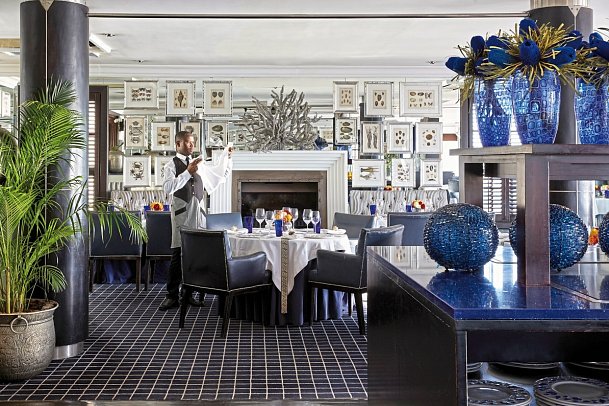 Twelve Apostles Hotel & Spa