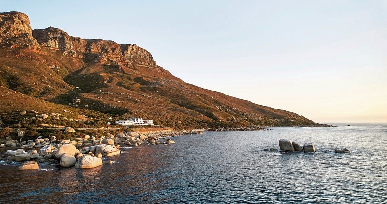 Twelve Apostles Hotel & Spa