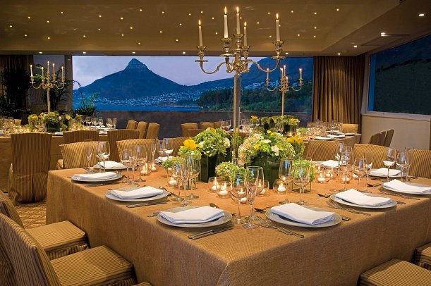 Twelve Apostles Hotel & Spa