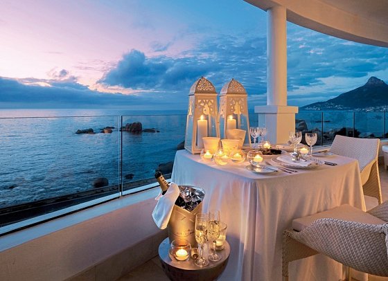 Twelve Apostles Hotel & Spa