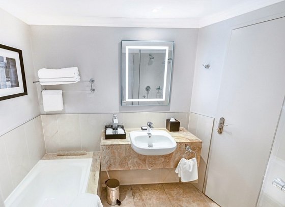 Southern Sun The Cullinan - Beispiel Badezimmer Standard Room (Zimmercodierung UG1)