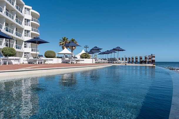 Radisson Collection Hotel Waterfront