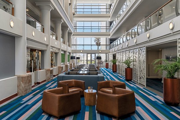 Radisson Collection Hotel Waterfront