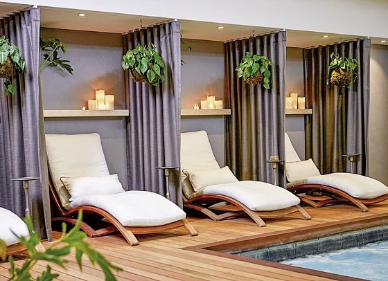 Radisson Collection Hotel Waterfront