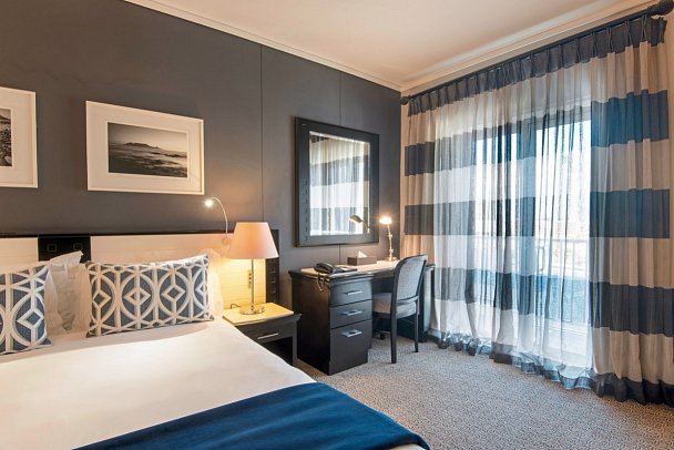 The Commodore Hotel