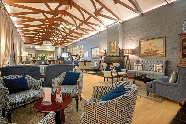 The Commodore Hotel