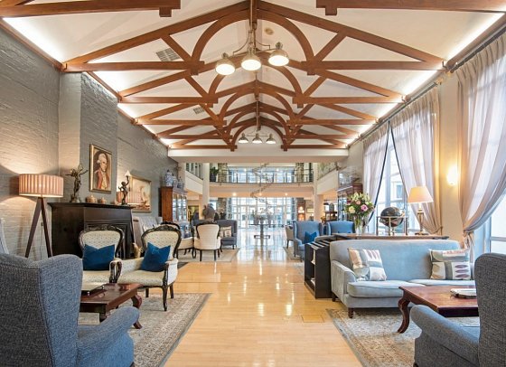 The Commodore Hotel