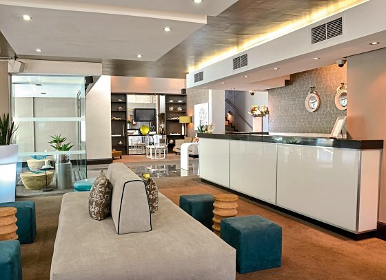 Cape Milner Hotel