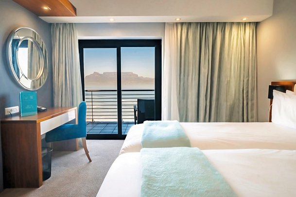 Blaauwberg Beach Hotel - Sea Facing Table Moutain Room (Zimmercodierung DB1)