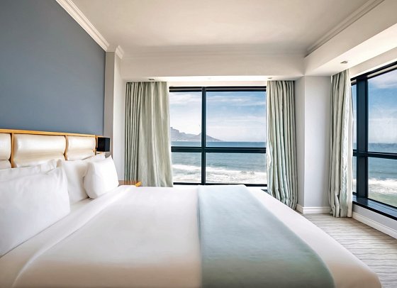 Blaauwberg Beach Hotel - Sea Facing Table Moutain Room (Zimmercodierung DB1)