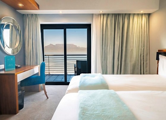 Blaauwberg Beach Hotel - Sea Facing Table Moutain Room (Zimmercodierung DB1)