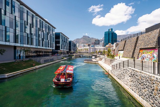 aha Harbour Bridge Hotel & Suites