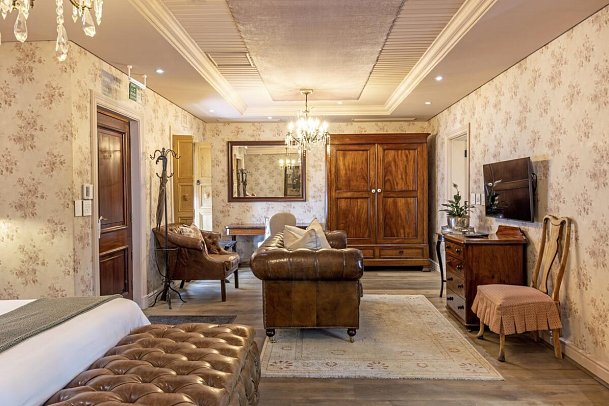 Lanzerac - Wohnbeispiel Luxury Room (Zimmercodierung UU1)
