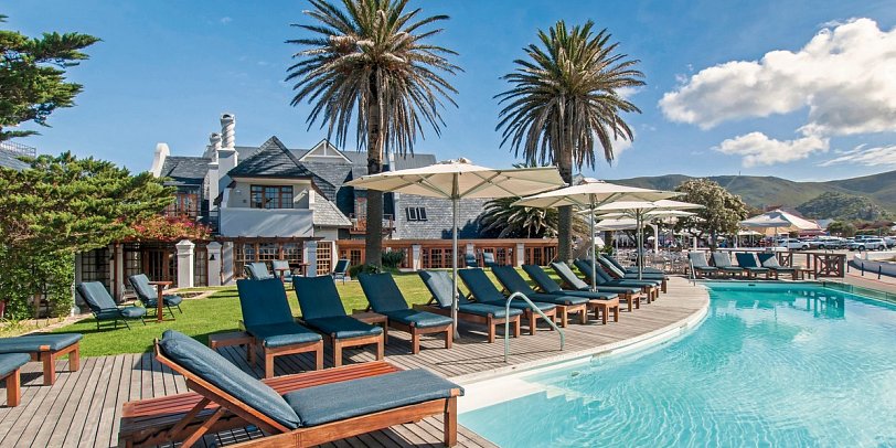 Village N Life: Harbour House Hotel