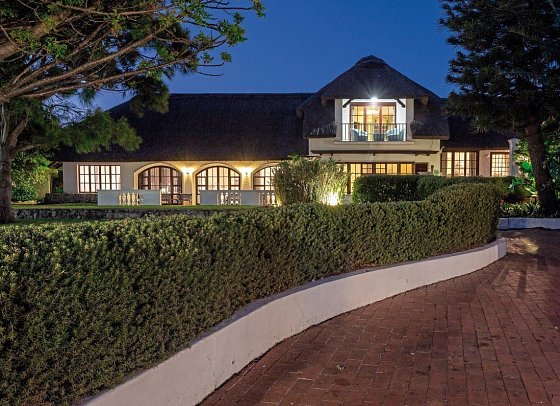 Whale Rock Luxury Lodge