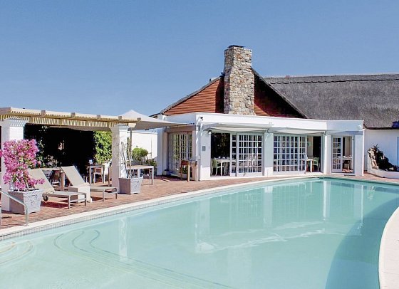 Whale Rock Luxury Lodge