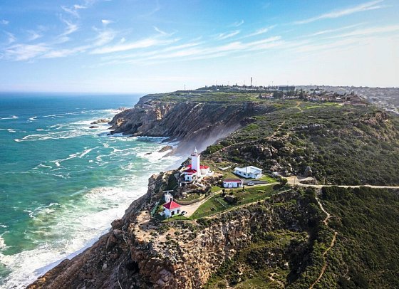 Wellness, Wein & wilde Tiere - Leuchtturm in Mosselbay