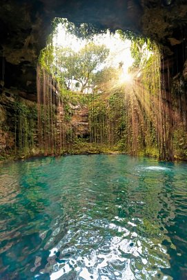 Mayawelten zwischen Vergangenheit & Gegenwart - Cenote