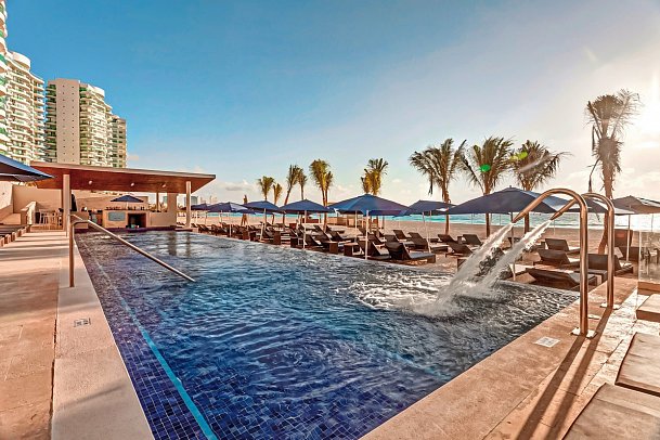 Royalton Chic Cancun