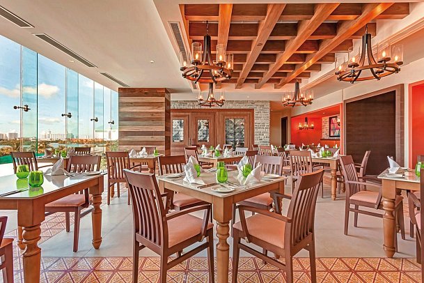 Royalton Chic Cancun