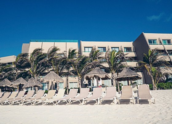 Flamingo Cancun Resort