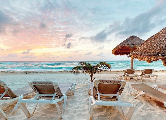 Flamingo Cancun Resort