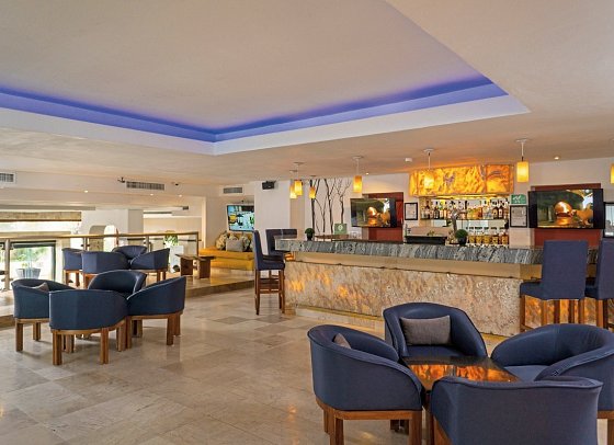 Flamingo Cancun Resort