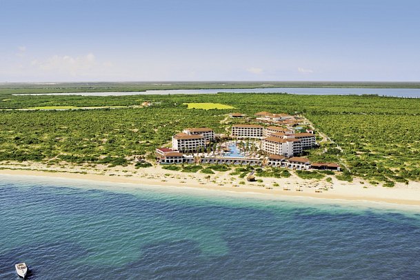Secrets Playa Mujeres Golf & Spa Resort