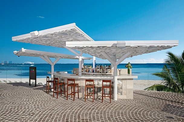 Breathless Cancun Soul Resort & Spa