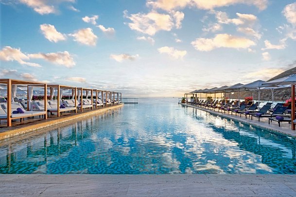 Breathless Cancun Soul Resort & Spa