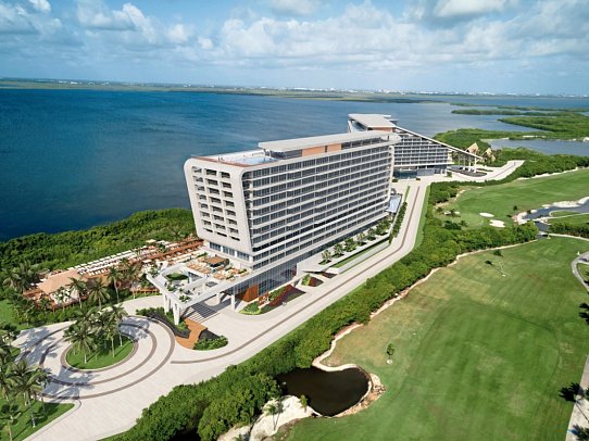 Hyatt Vivid Grand Island