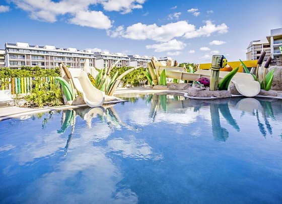 Majestic Mirage Costa Mujeres