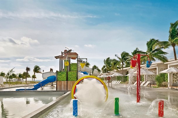 SLS Playa Mujeres