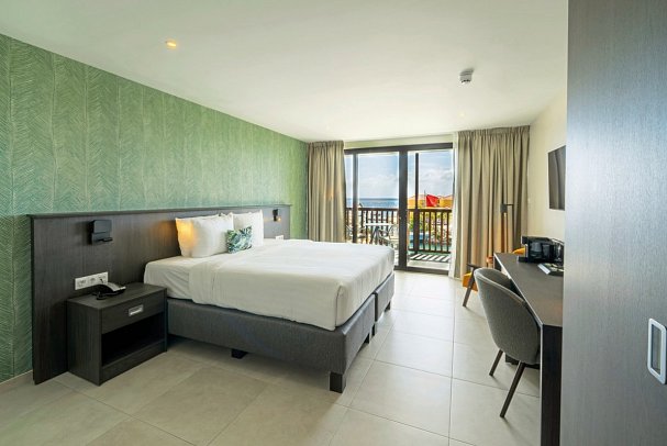 LionsDive Beach Resort - Wohnbeispiel Deluxe Oceanview (Zimmercodierung UDM)