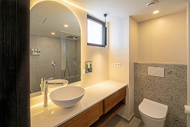 LionsDive Beach Resort - Wohnbeispiel Deluxe Oceanview (Zimmercodierung UDM)