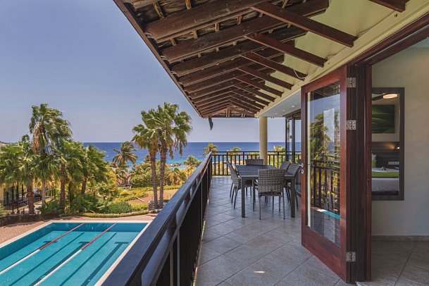 LionsDive Beach Resort