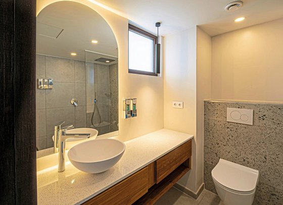 LionsDive Beach Resort - Wohnbeispiel Deluxe Oceanview (Zimmercodierung UDM)