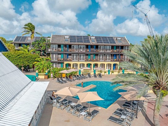 LionsDive Beach Resort