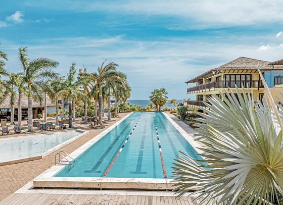 LionsDive Beach Resort