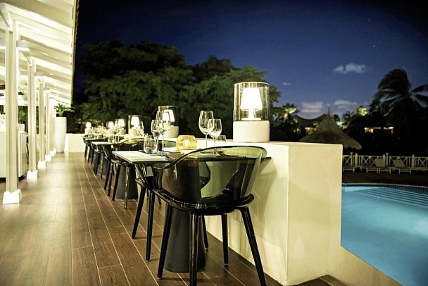 Papagayo Beach Resort