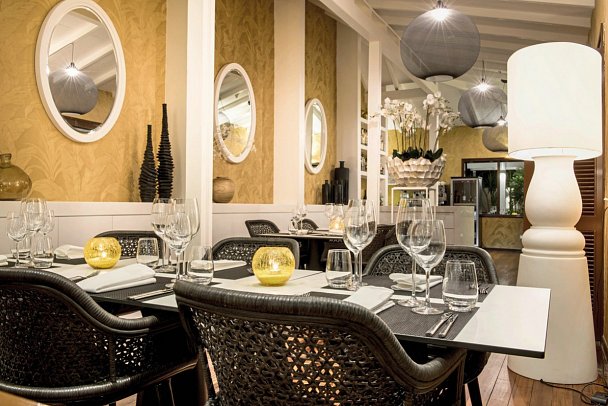 Papagayo Beach Resort