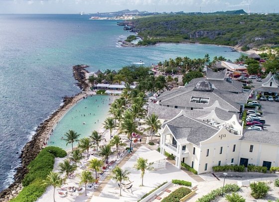 Papagayo Beach Resort