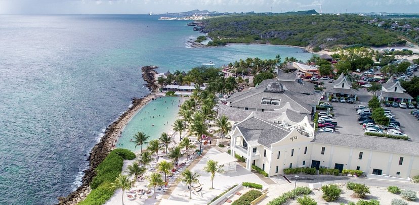Papagayo Beach Resort