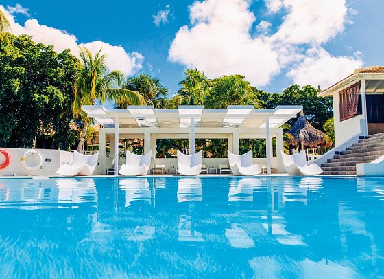 Papagayo Beach Resort