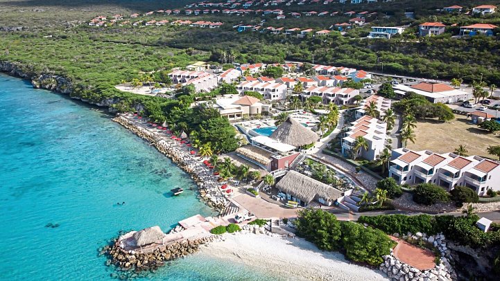 Coral Estate Luxury Resort