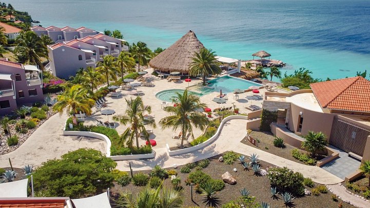 Coral Estate Luxury Resort